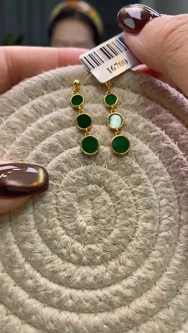 颈饰银S925镶嵌翡翠净货16700