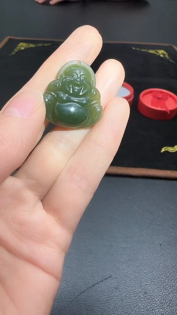 和田玉未镶嵌吊坠(赠链)2