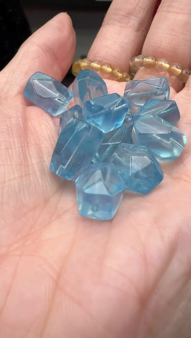 【闪购商品】海蓝宝石裸石未镶嵌21a多样性发其一/2.3/1个