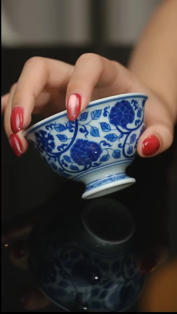 杯子瓷缠枝牡丹花高足杯65cc