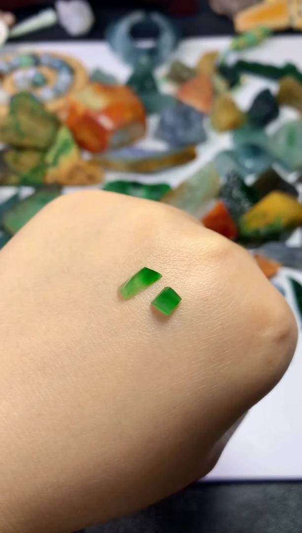 颈饰未镶嵌翡翠瑞****园033天然翡翠