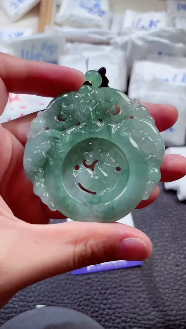 颈饰未镶嵌翡翠00008023