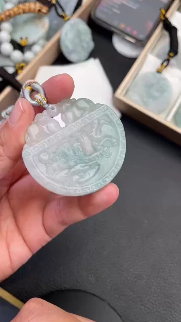 颈饰未镶嵌翡翠天然缅甸翡翠A货299