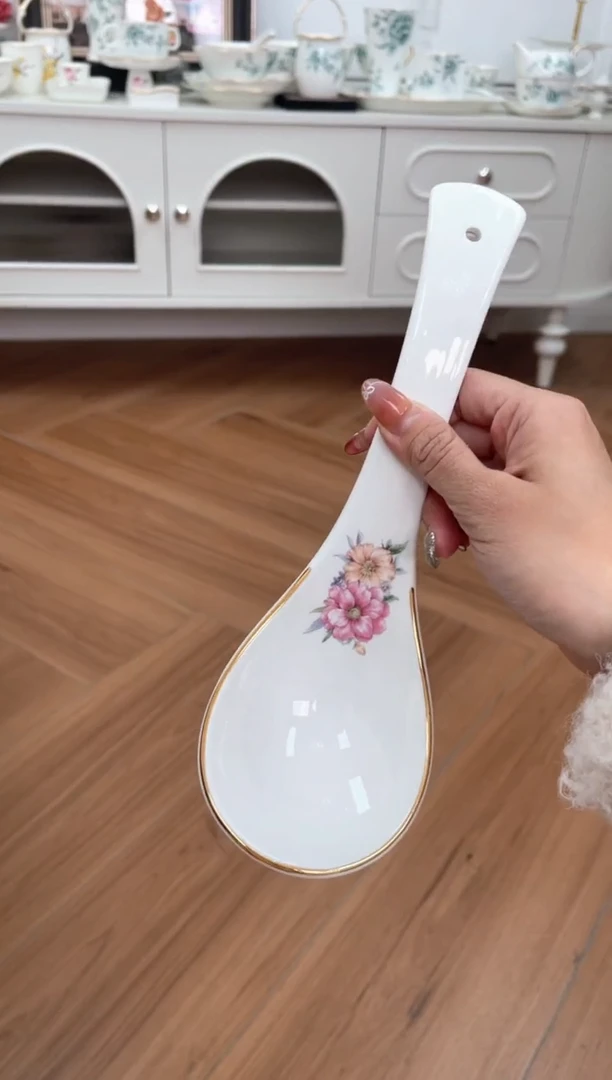 【闪购商品】碗花花高骨骨瓷大勺