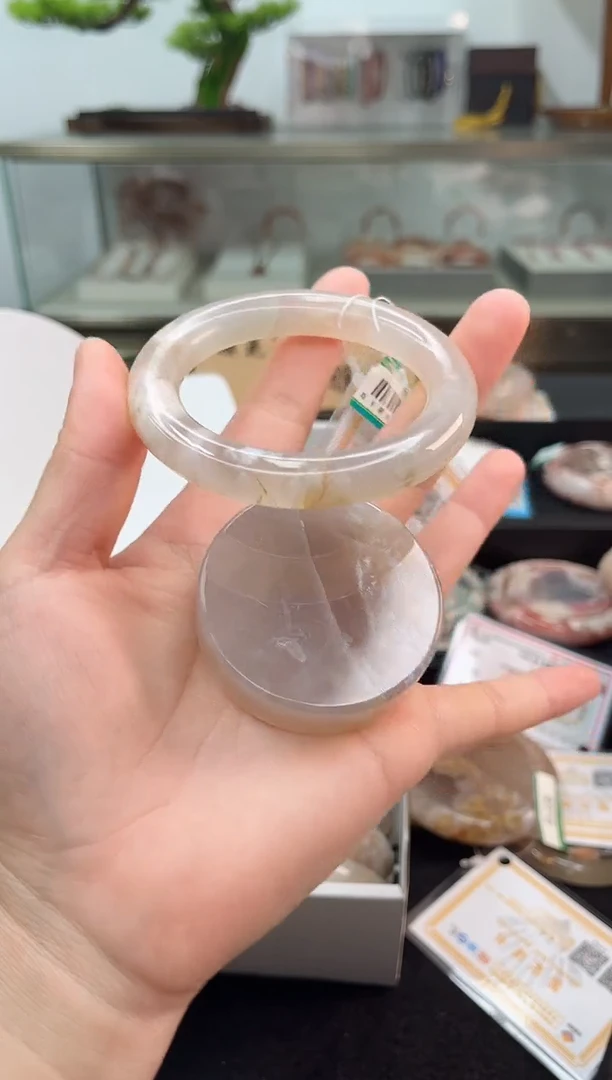 未镶嵌手镯石英质玉54圈口（赠品镯心）1039051