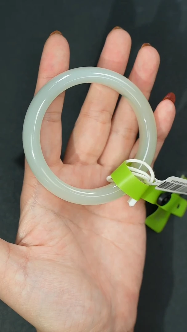 未镶嵌手镯和田玉A0040-56