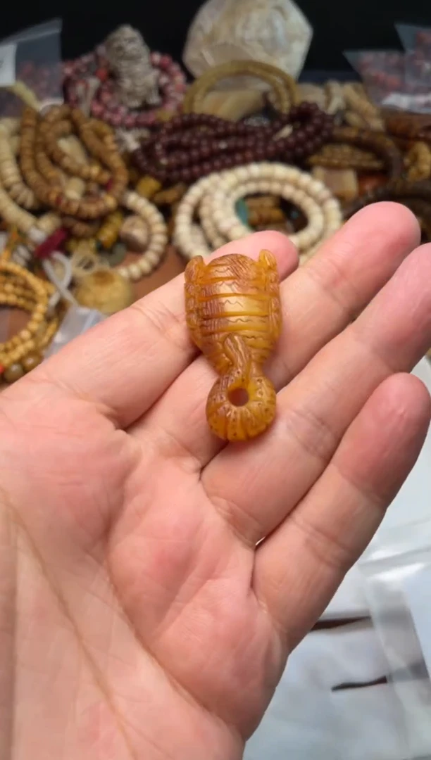 牛骨其他?****吉杂件077-果冻料吊坠