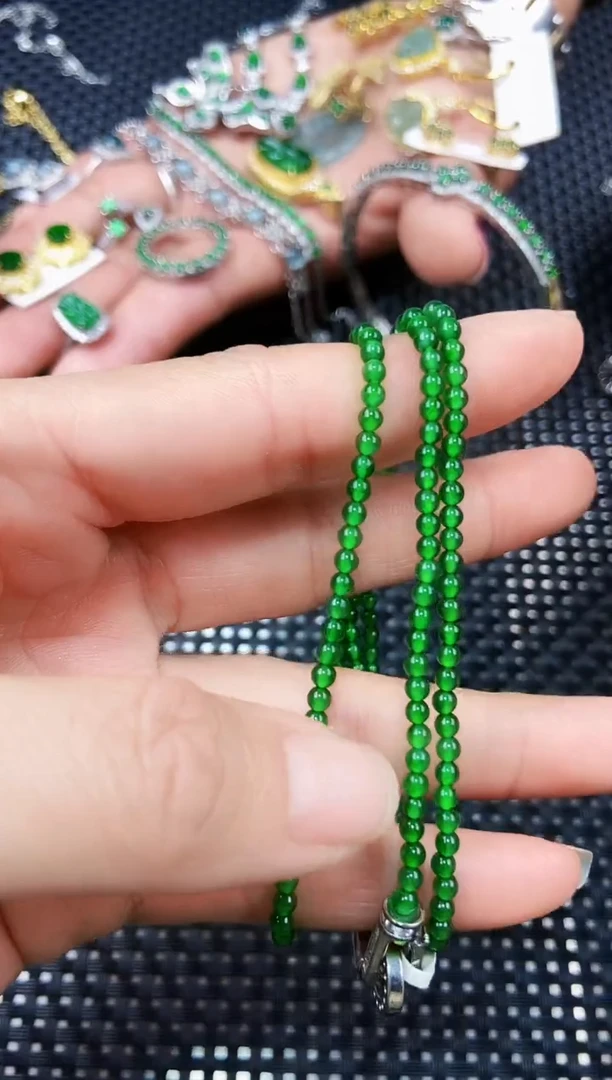 【闪购商品】翡翠手串未镶嵌111111111