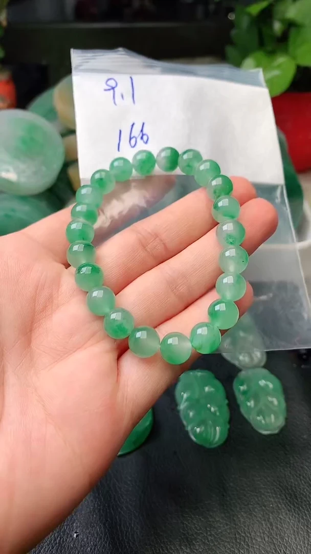 定制石英质玉（非洲翠）手串9.1mm