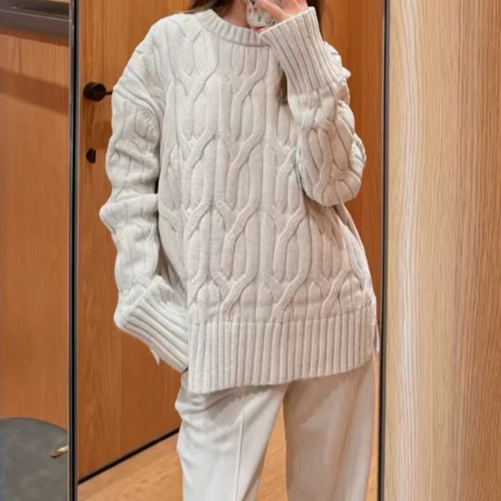 宝丫轻奢  女式复古时髦宽松圆领麻花毛衣针织衫Z76
