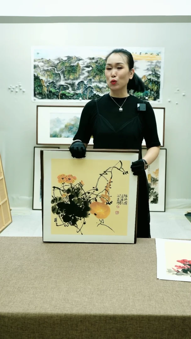 国画52*52李法良手绘花鸟带框