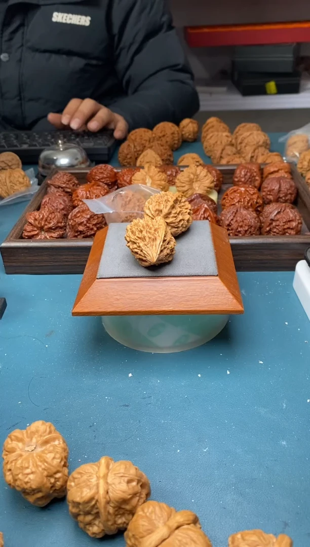 把件文玩核桃招财鼠b340