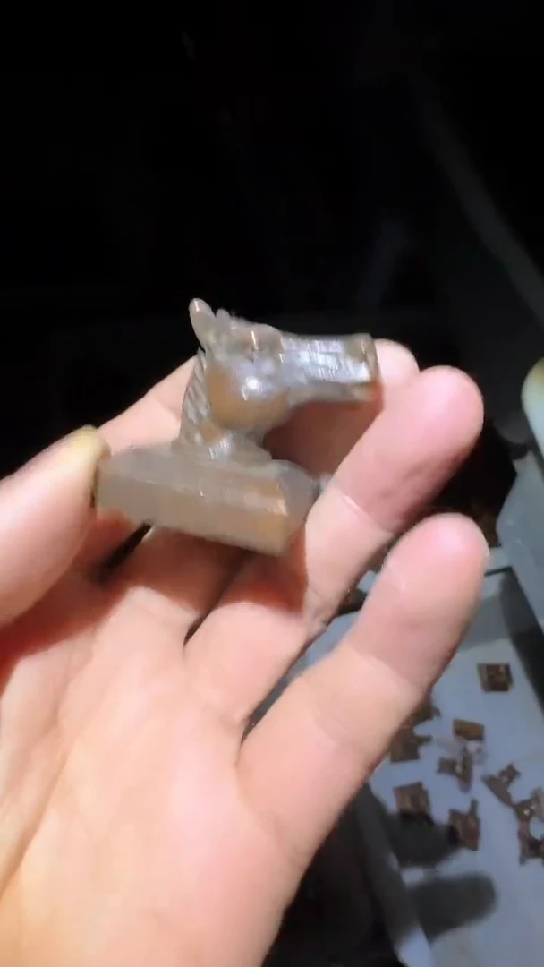 铜器把玩摆件链接