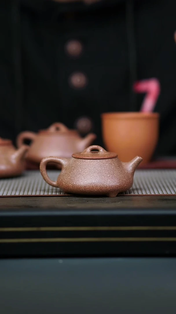 茶壶紫砂春**面半手降坡平盖石瓢170cc