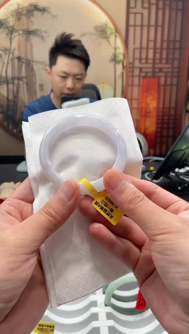 未镶嵌手镯翡翠000052734