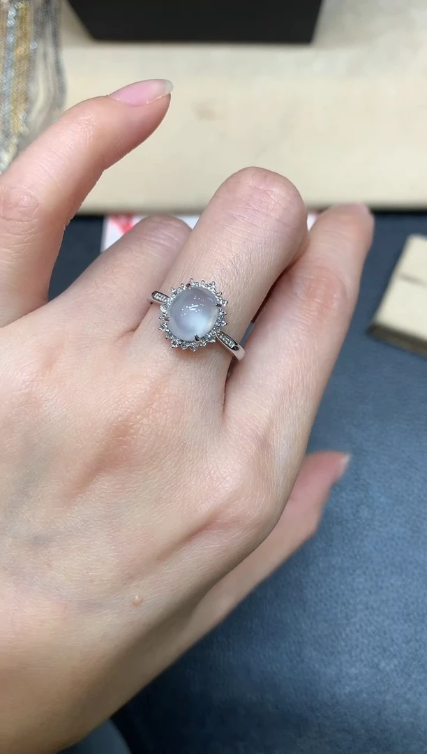 【闪购商品】翡翠戒指18K金镶嵌【无鉴赏期