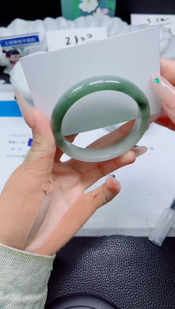 石英质玉手镯未镶嵌36-56