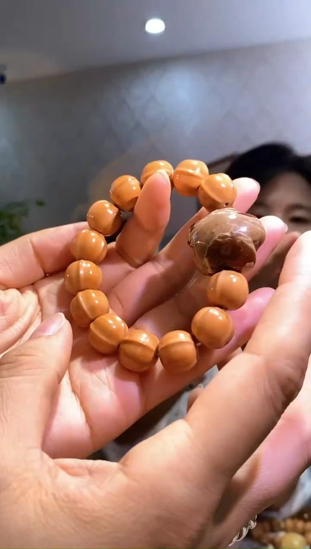 未镶嵌琥珀裸石天然琥珀蜜蜡首饰