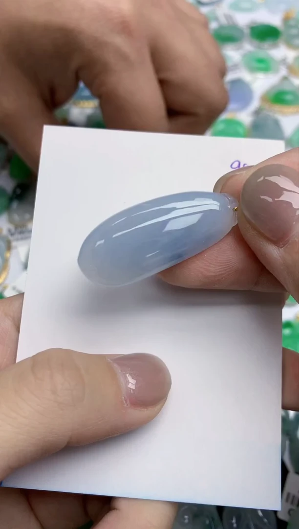 【闪购商品】翡翠挂件18K金镶嵌天然翡翠A货