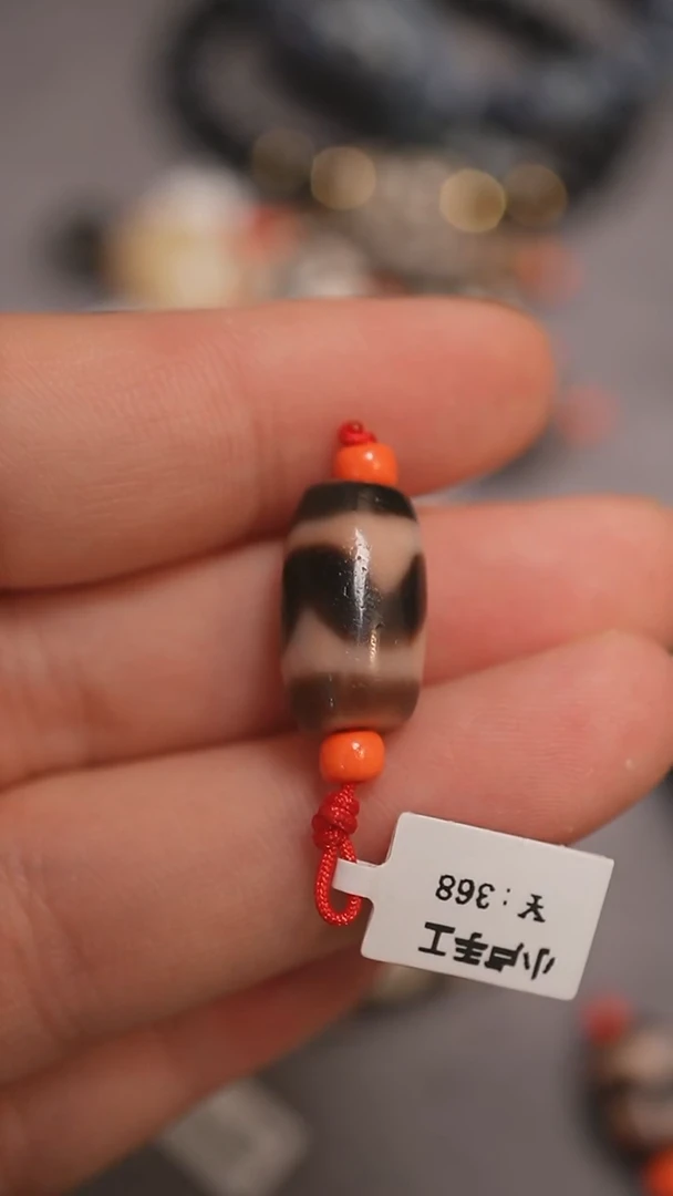 未镶嵌颈饰玛瑙/玉髓花***、蚀花玛瑙珠定制编绳