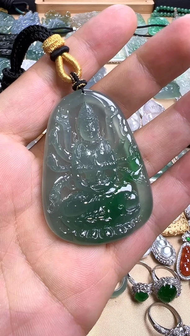 颈饰未镶嵌翡翠天然缅甸翡翠