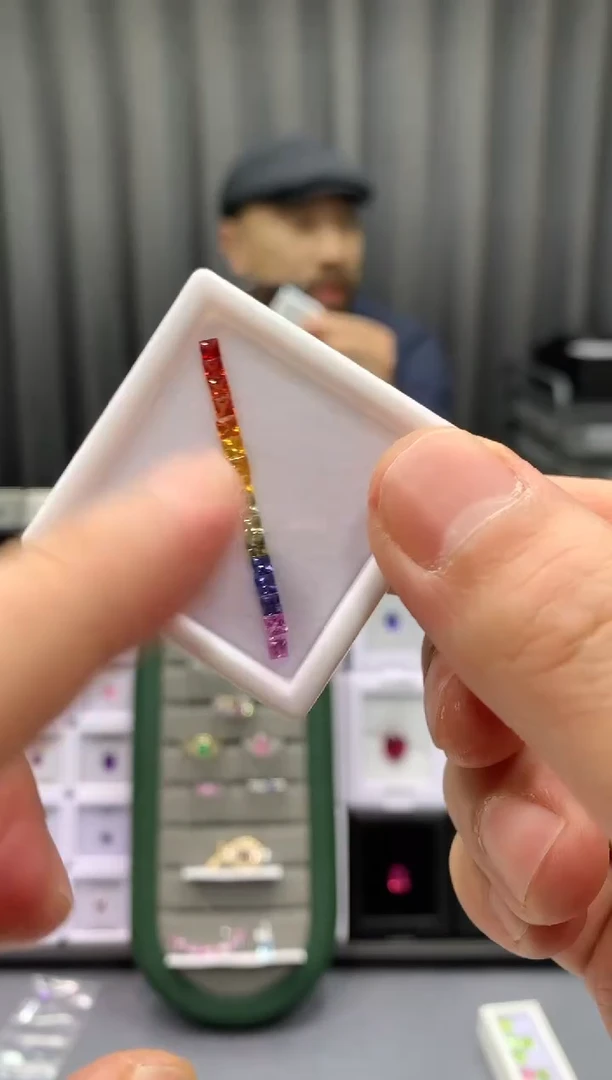 【闪购商品】蓝宝石裸石未镶嵌多样性发货一组