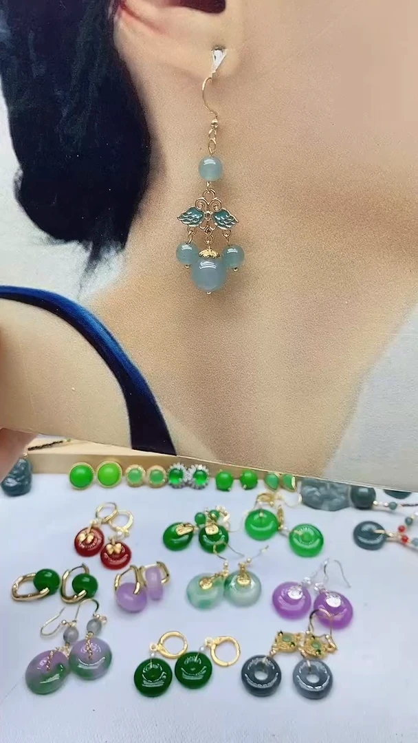 石英质玉（非洲翠）14K金镶嵌耳饰167