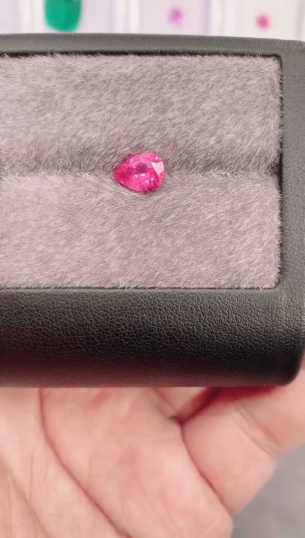 未镶嵌裸石尖晶石1.43