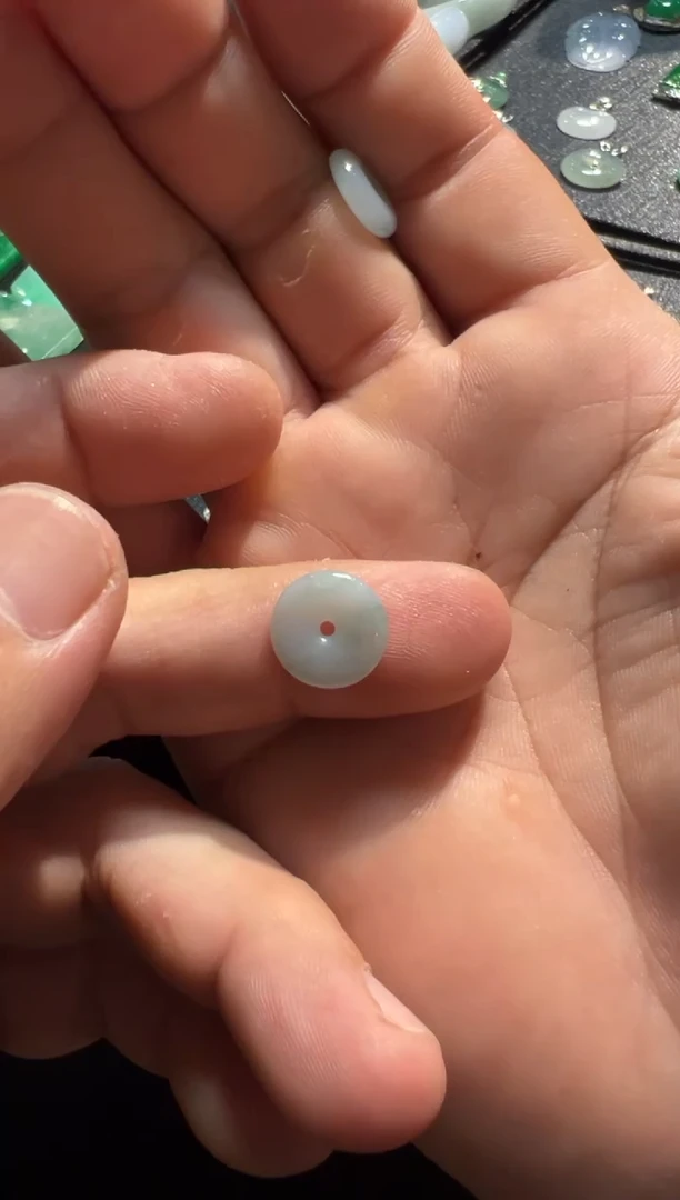 翡翠未镶嵌颈饰翡翠小平安扣