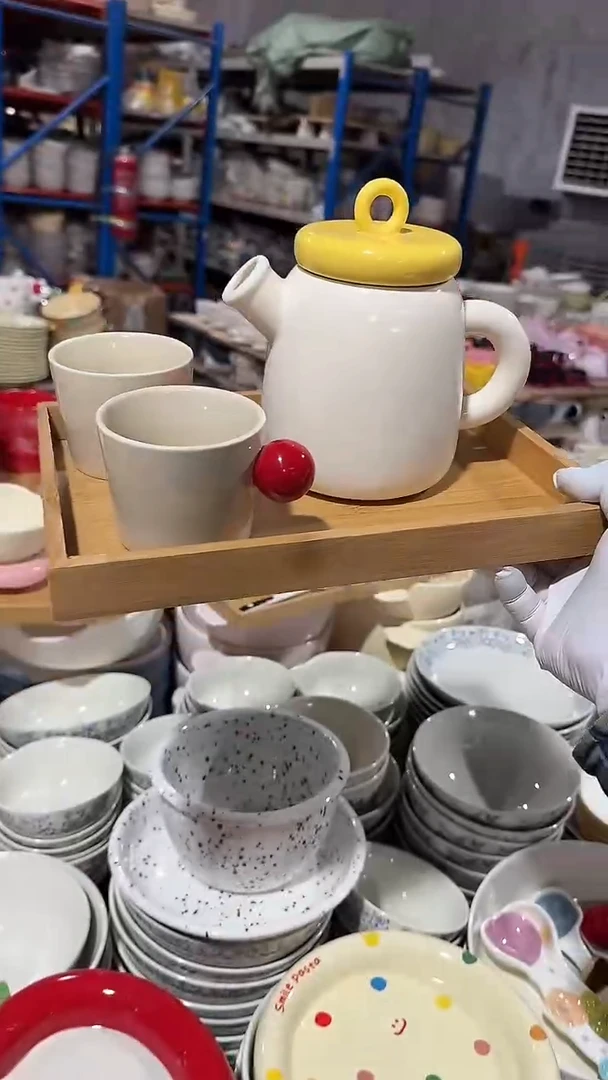 陶瓷3件套茶壶和杯 微瑕