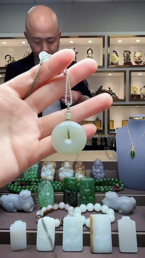 【闪购商品】和田玉挂件未镶嵌苏