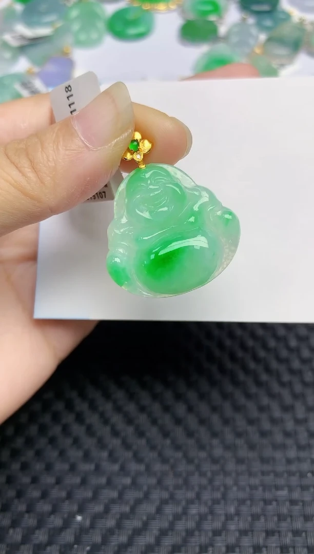 翡翠18K金镶嵌颈饰天然A货翡翠