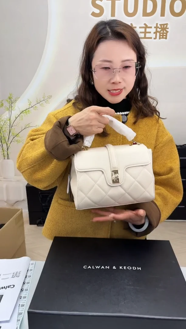 牛皮CALWAN KEODH 包包特卖716