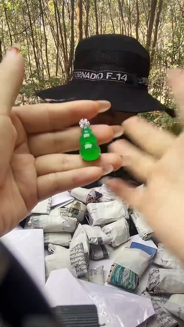 满色吊坠    所见即所得