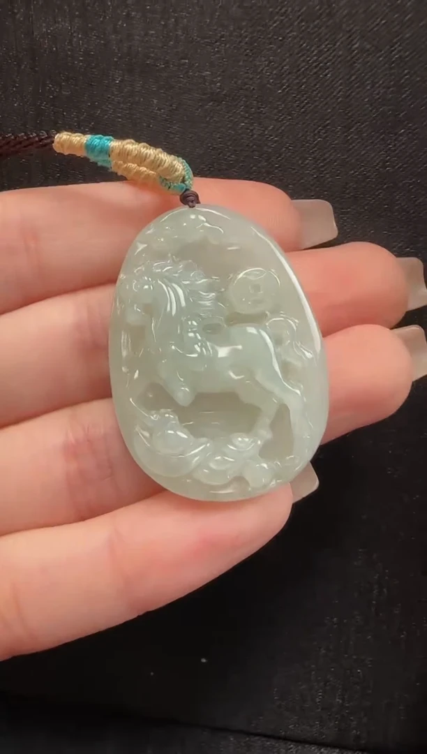 【闪购商品】翡翠颈饰未镶嵌315马生肖一个