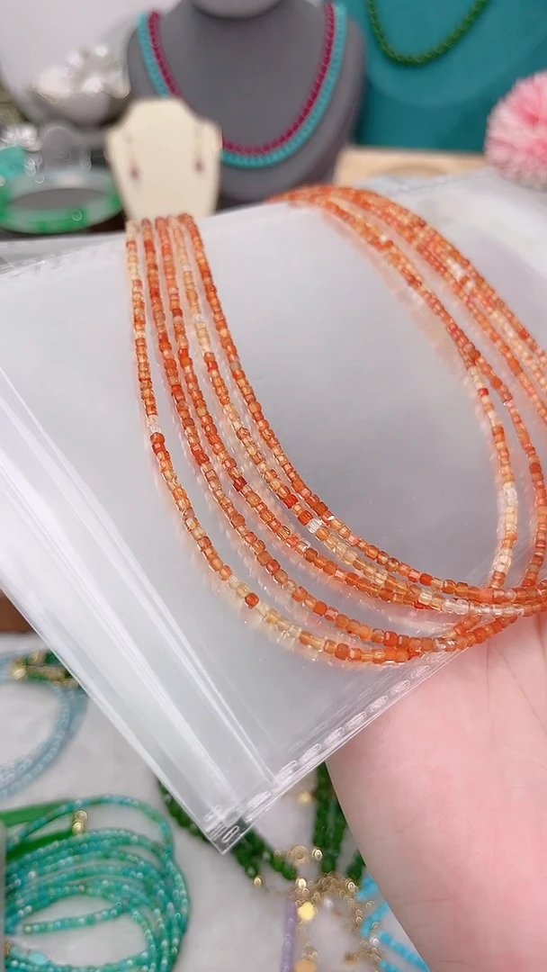 银S925镶嵌颈饰石榴石（芬达石）方糖35