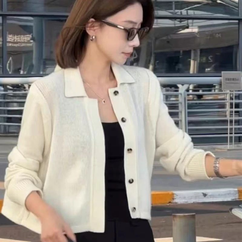 新款高端春秋短款羊毛衫百搭女士轻奢时尚针织开衫秋冬休闲打底衫