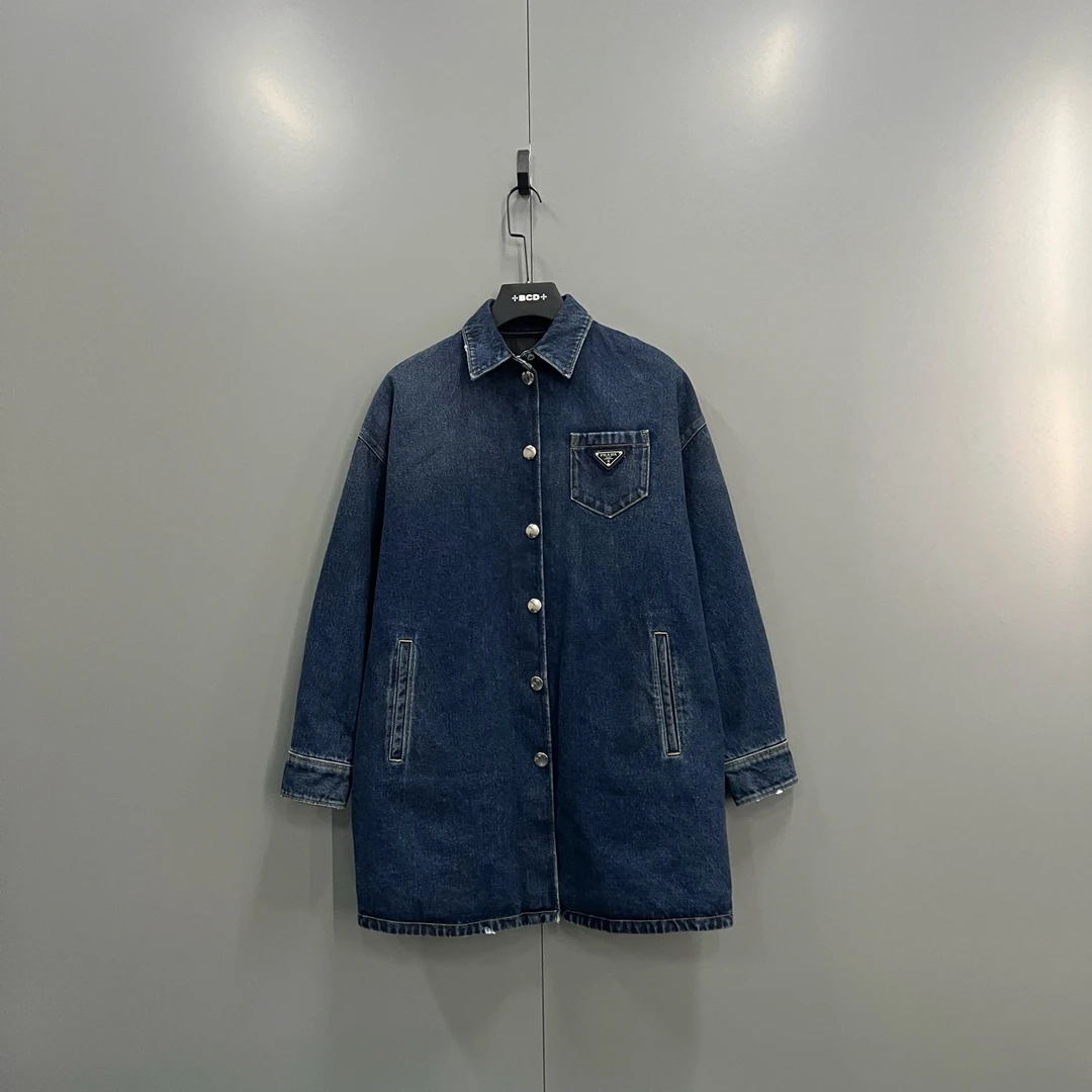 海囤 普拉达 外套 36码/bc56326