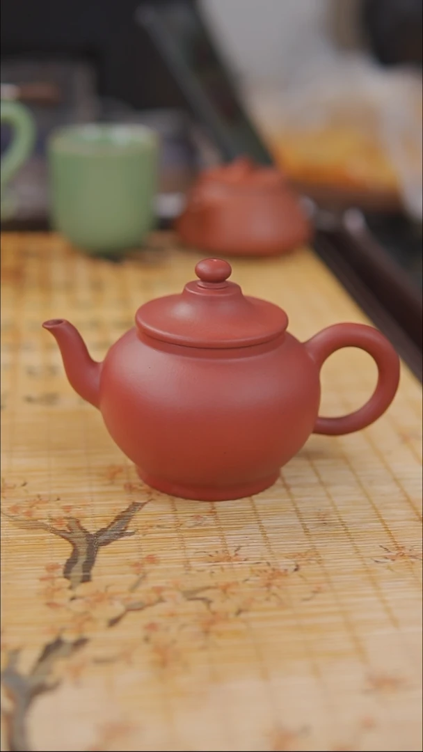 茶壶紫砂清水泥   半手工  笠帽壶