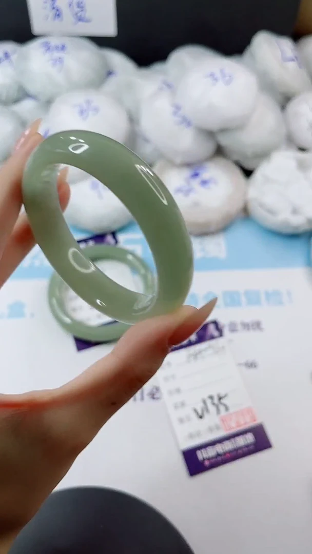 未镶嵌手镯石英质玉多样性发货V135