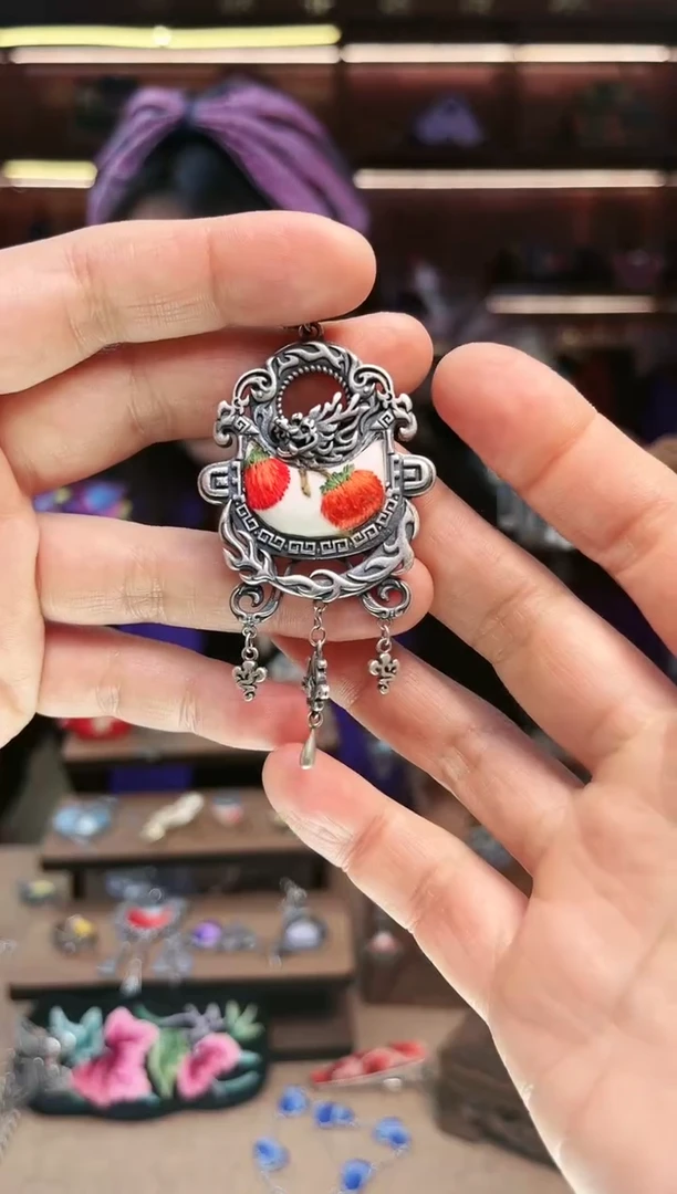 【闪购商品】织绣1881黔东南苗族刺绣