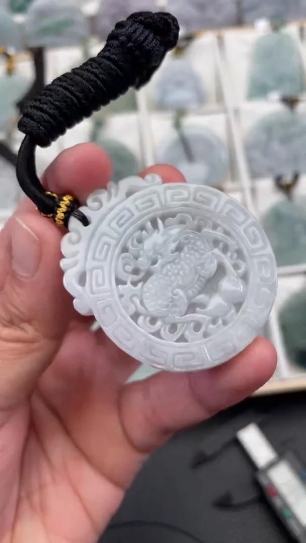 颈饰未镶嵌翡翠天然缅甸翡翠A货142