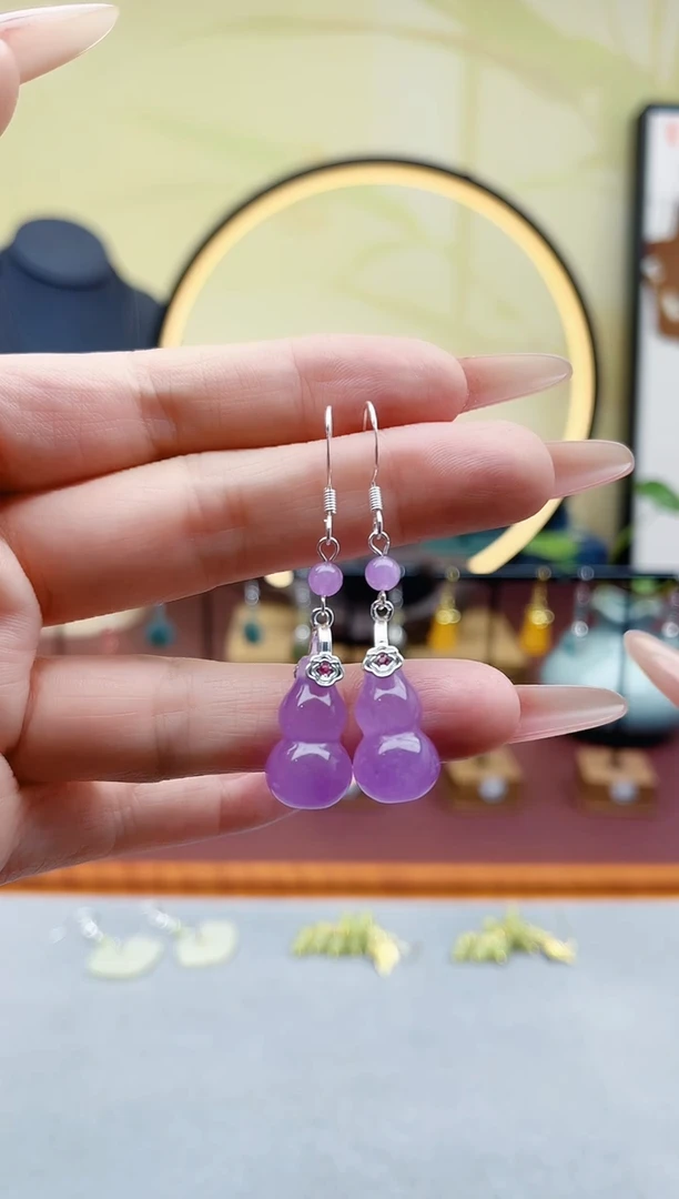 未镶嵌石英质玉（天山翠）耳饰00紫色葫芦