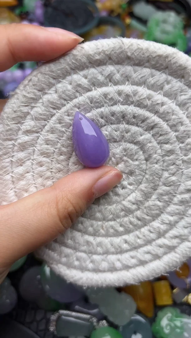 颈饰未镶嵌翡翠缅甸翡翠吊坠