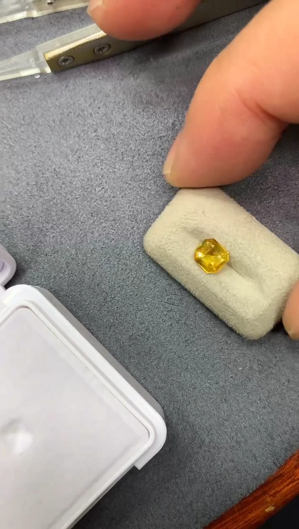 裸石蓝宝石1.08ct  52