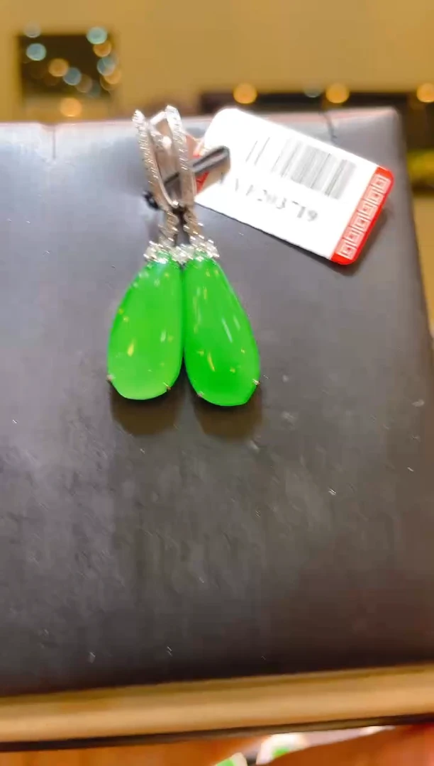 翡翠18K金镶嵌吊坠(不含链)A40