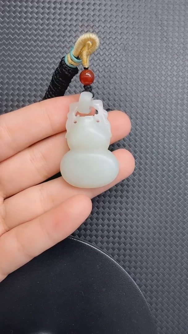 和田玉未镶嵌吊坠(不含链)233葫芦