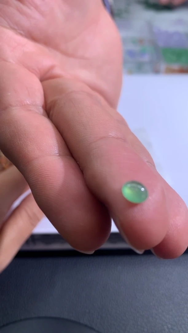 【闪购商品】定制翡翠未镶嵌翡翠