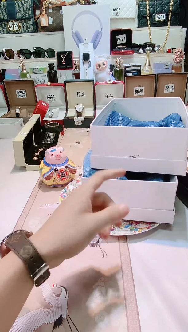 瓷片瓷器 库房到期 全部地板价@@1