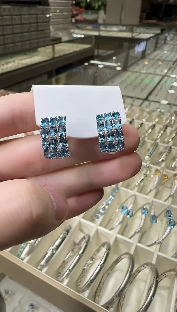 银S925镶嵌托帕石耳饰耳扣款伦敦蓝11mm